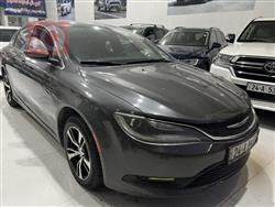 Chrysler 200